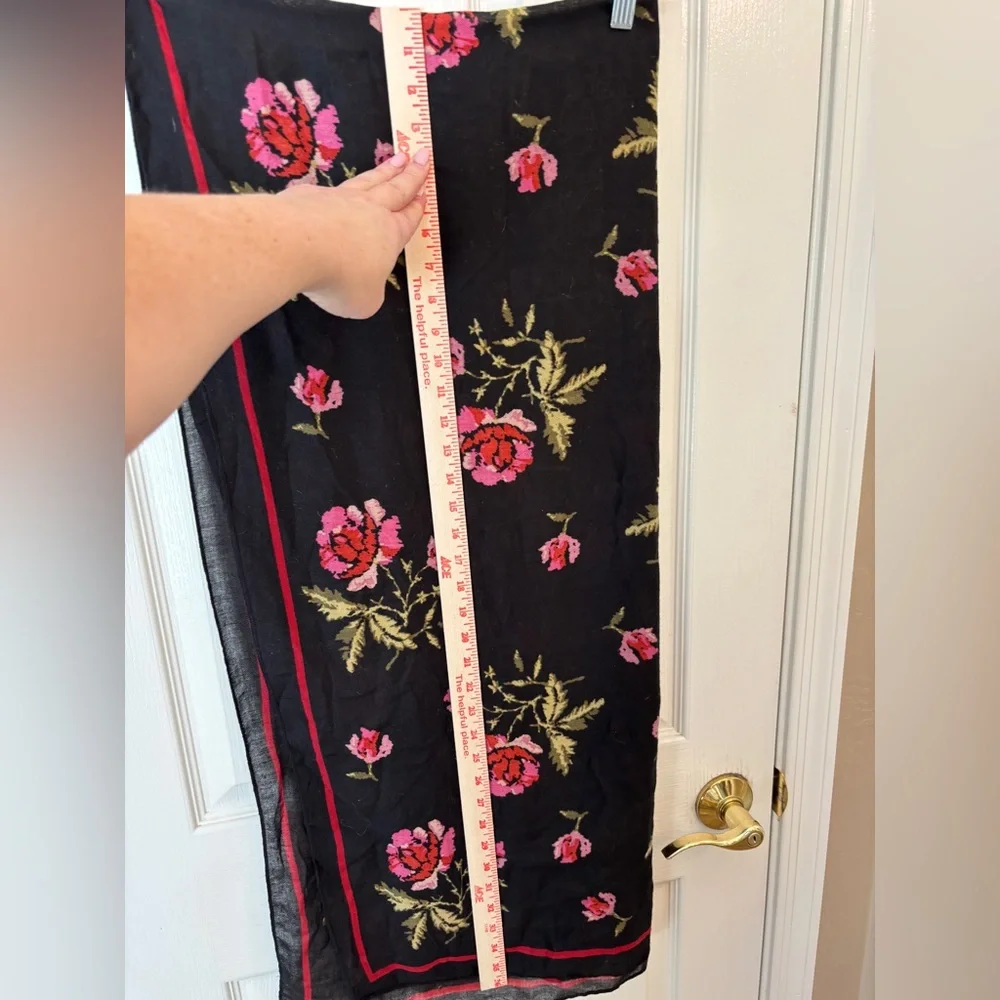 Rose Floral Black and Pink Long Scarf Feminine Floral Pretty - Picture 5 of 6